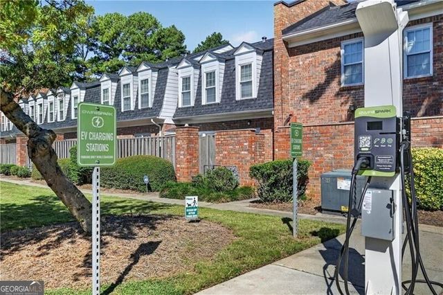 3 Spring Green Place NW, Atlanta, GA 30318