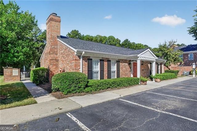 3 Spring Green Place NW, Atlanta, GA 30318