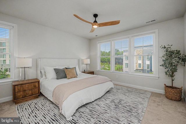 300 SQUIRE DR, Newtown Square, PA 19073