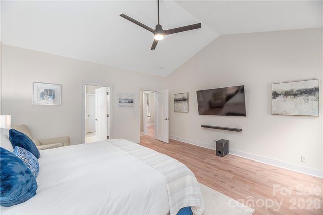 38 River Bend Lane, Fletcher, NC 28732