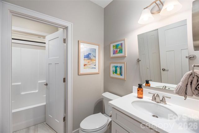 38 River Bend Lane, Fletcher, NC 28732