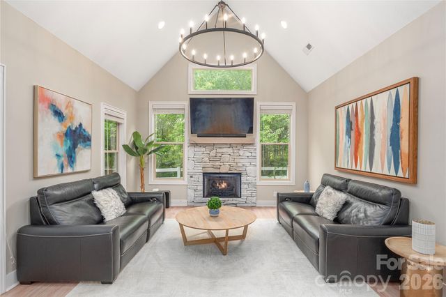 38 River Bend Lane, Fletcher, NC 28732