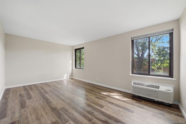 421 N Broadway 17, Yonkers, NY 10701