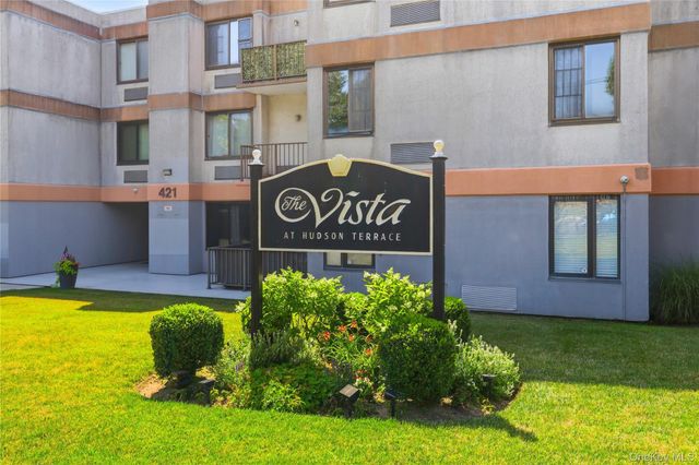 421 N Broadway 17, Yonkers, NY 10701
