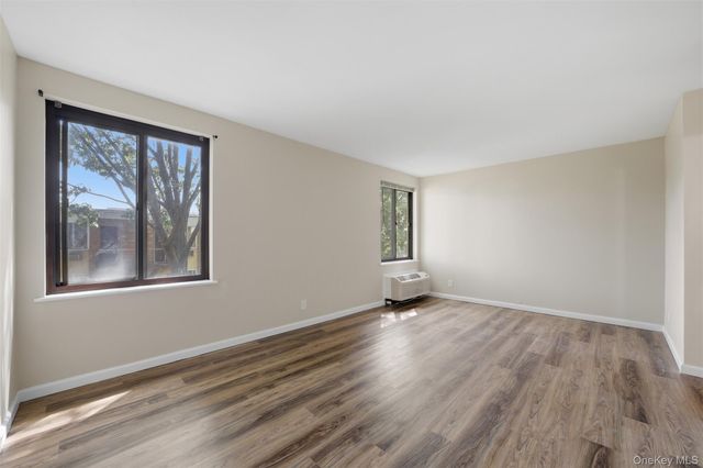 421 N Broadway 17, Yonkers, NY 10701