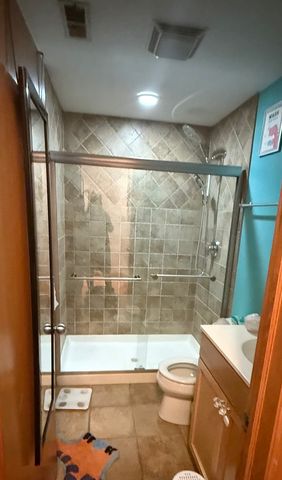 4925 S Forrestville Avenue 3S, Chicago, IL 60615