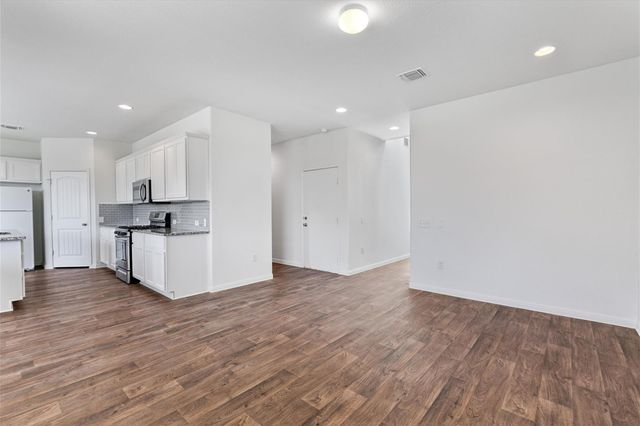 1311 Anhalt DR 79, Pflugerville, TX 78660