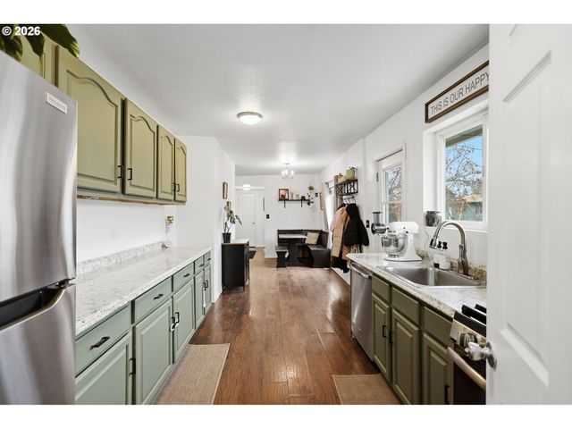 308 S KING Ave, Goldendale, WA 98620