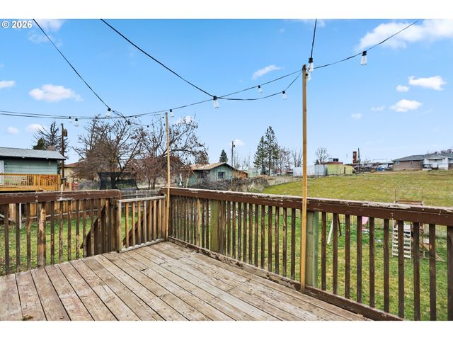 308 S KING Ave, Goldendale, WA 98620