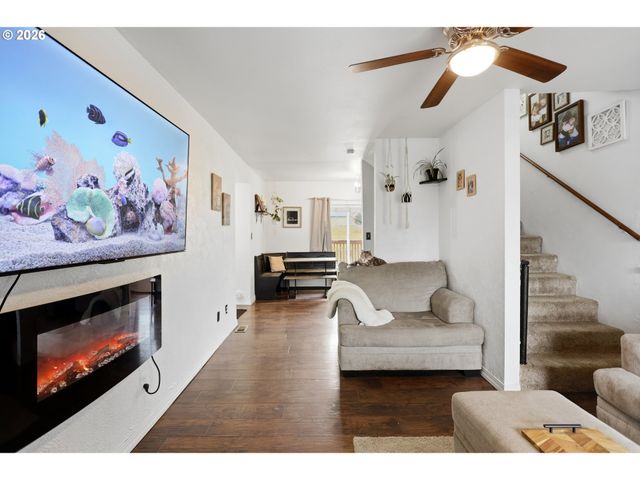 308 S KING Ave, Goldendale, WA 98620