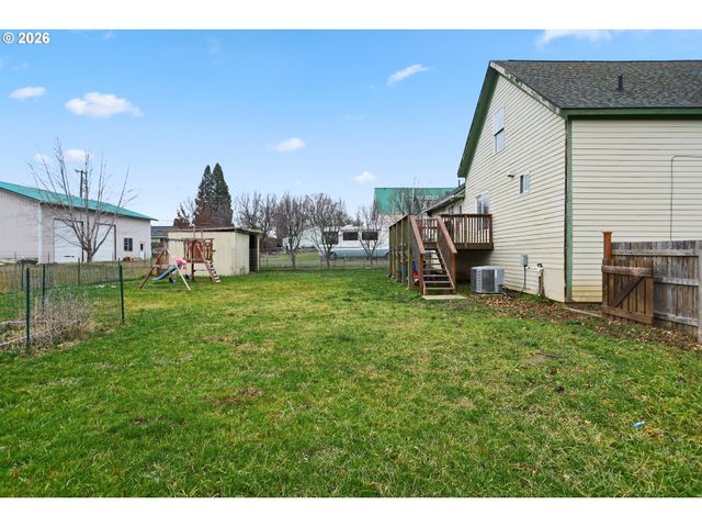 308 S KING Ave, Goldendale, WA 98620