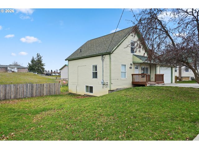 308 S KING Ave, Goldendale, WA 98620