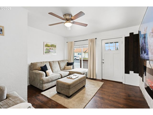 308 S KING Ave, Goldendale, WA 98620