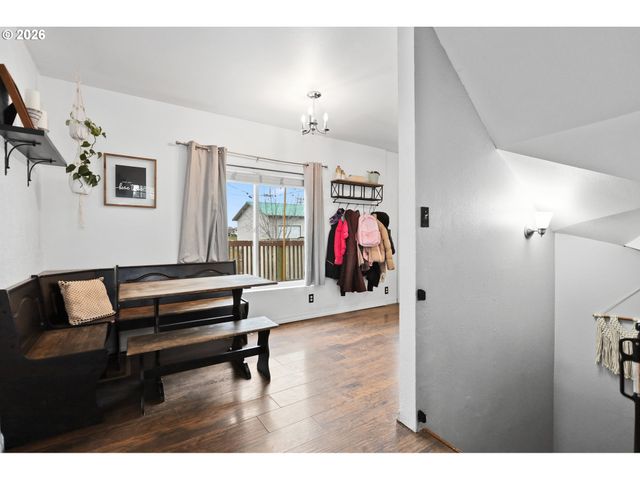 308 S KING Ave, Goldendale, WA 98620