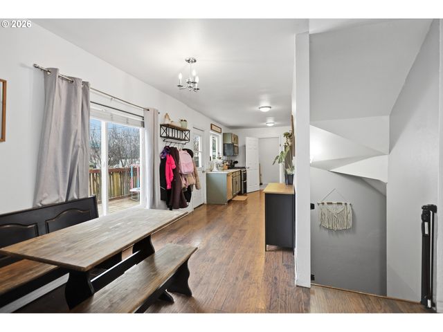 308 S KING Ave, Goldendale, WA 98620