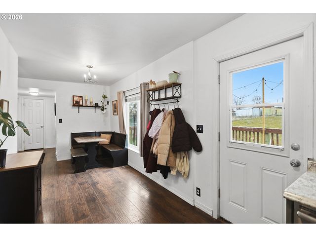 308 S KING Ave, Goldendale, WA 98620