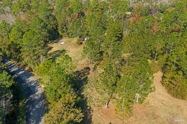 7784 River Rd, Milton, FL 32583