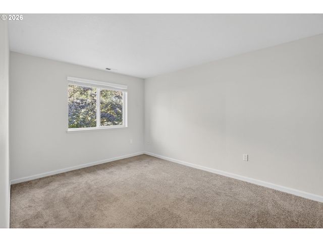 2006 VIRGINIA Ln, West Linn, OR 97068