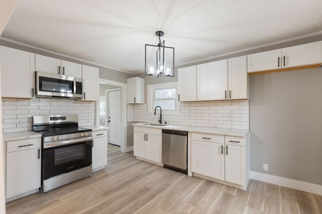 1828 S Main St, Columbia, TN 38401