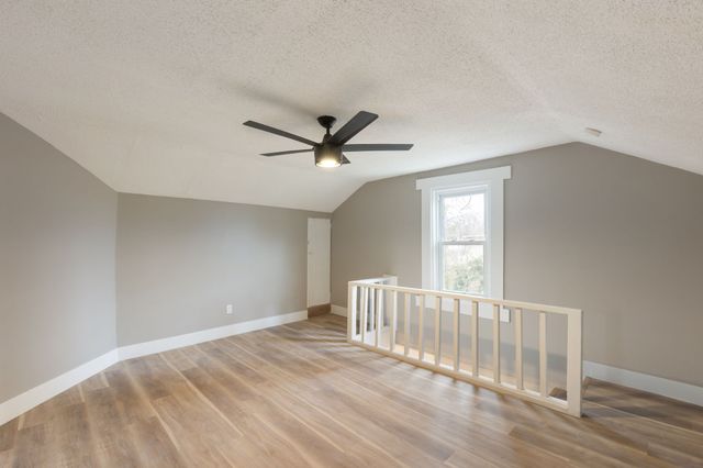 1828 S Main St, Columbia, TN 38401