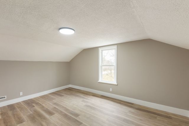 1828 S Main St, Columbia, TN 38401