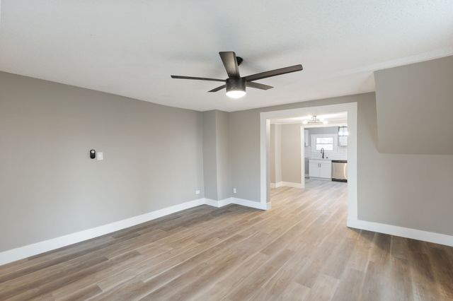 1828 S Main St, Columbia, TN 38401