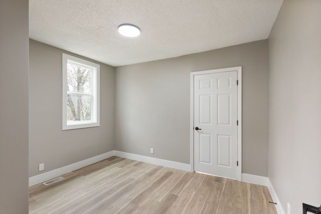 1828 S Main St, Columbia, TN 38401