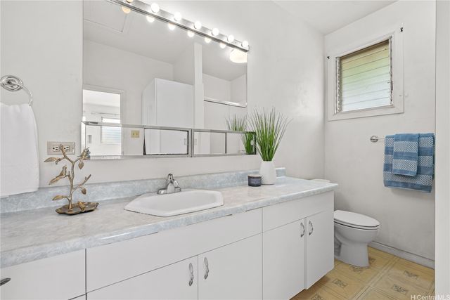 532 A Malie Place, Honolulu, HI 96816