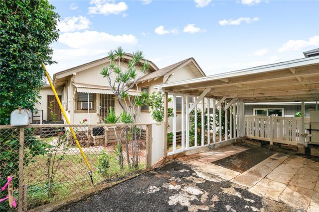 532 A Malie Place, Honolulu, HI 96816