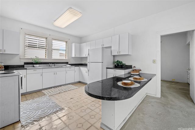 532 A Malie Place, Honolulu, HI 96816