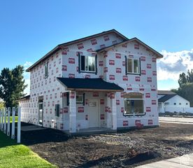 720 S ROBISON LN #15, Logan, UT 84321