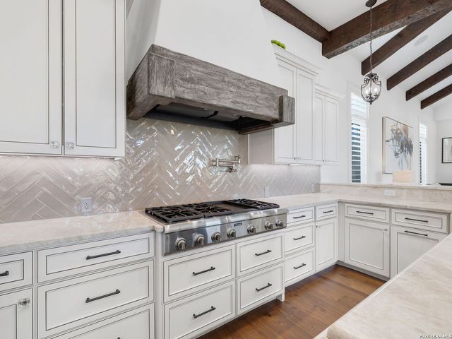 203 Wellesley Landing, Shavano Park, TX 78231