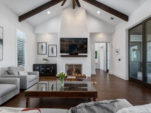 203 Wellesley Landing, Shavano Park, TX 78231