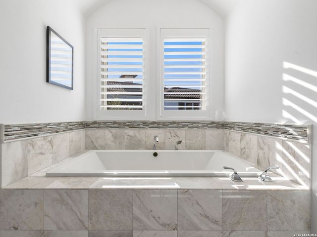 203 Wellesley Landing, Shavano Park, TX 78231