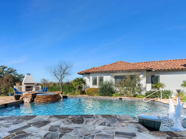 203 Wellesley Landing, Shavano Park, TX 78231