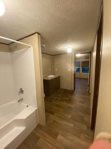 111 Pine Street, Ravenna, TX 75476
