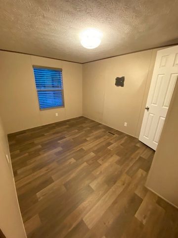 111 Pine Street, Ravenna, TX 75476