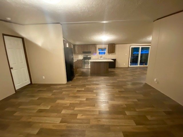 111 Pine Street, Ravenna, TX 75476