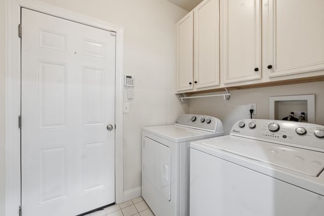 55 Pondside Dr 55, Bolton, MA 01740