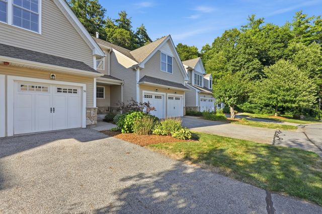 55 Pondside Dr 55, Bolton, MA 01740