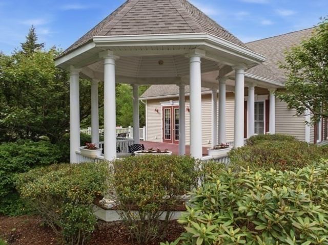 55 Pondside Dr 55, Bolton, MA 01740