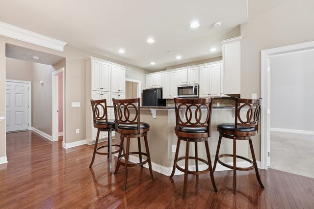 55 Pondside Dr 55, Bolton, MA 01740