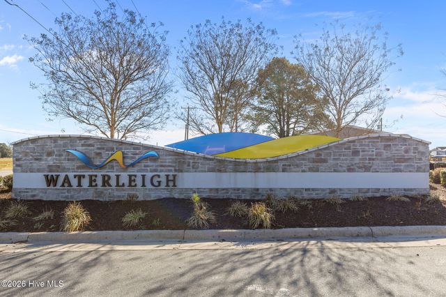 214 Arbormoor Lane, Moyock, NC 27958