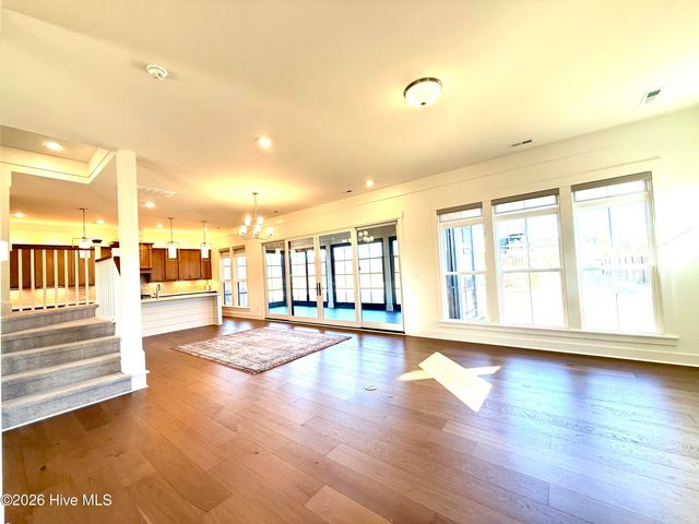 214 Arbormoor Lane, Moyock, NC 27958