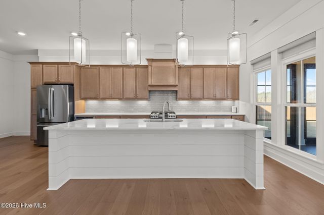 214 Arbormoor Lane, Moyock, NC 27958