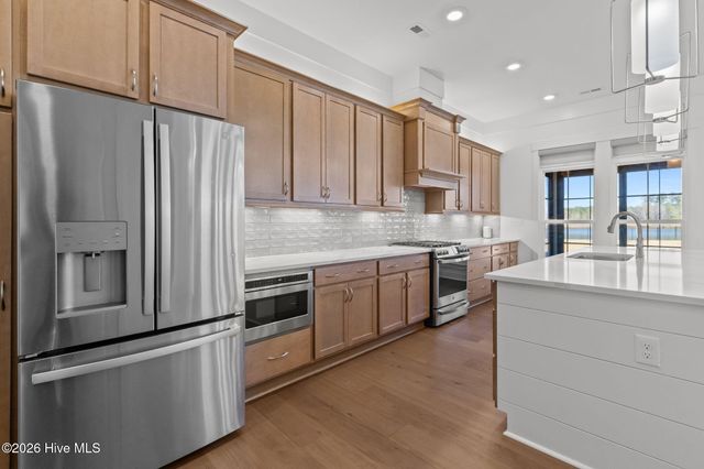 214 Arbormoor Lane, Moyock, NC 27958