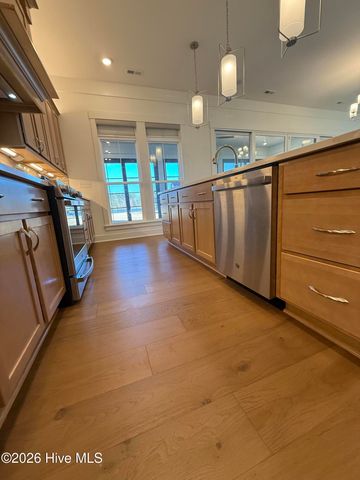 214 Arbormoor Lane, Moyock, NC 27958