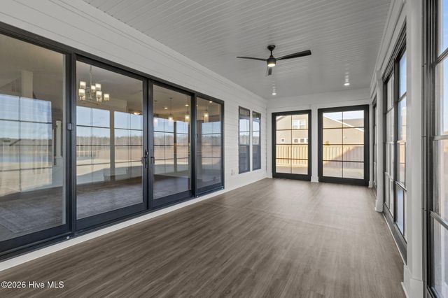 214 Arbormoor Lane, Moyock, NC 27958