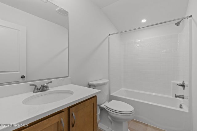 214 Arbormoor Lane, Moyock, NC 27958