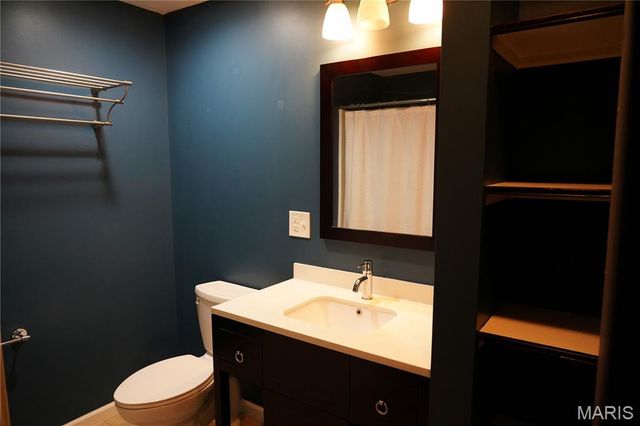 1420 Fenway Drive, Fenton, MO 63026